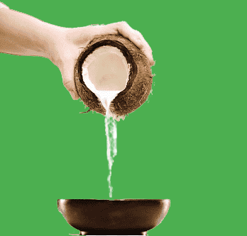 What are the beauty benefits of coconut milk
